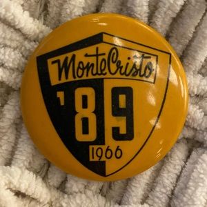 ‘89 Monte Cristo Button